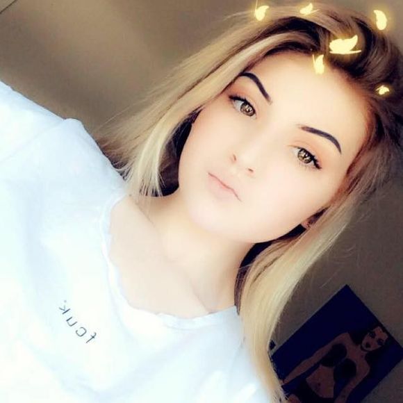 Meet your Posher, Abigail - Picture 1 of 1